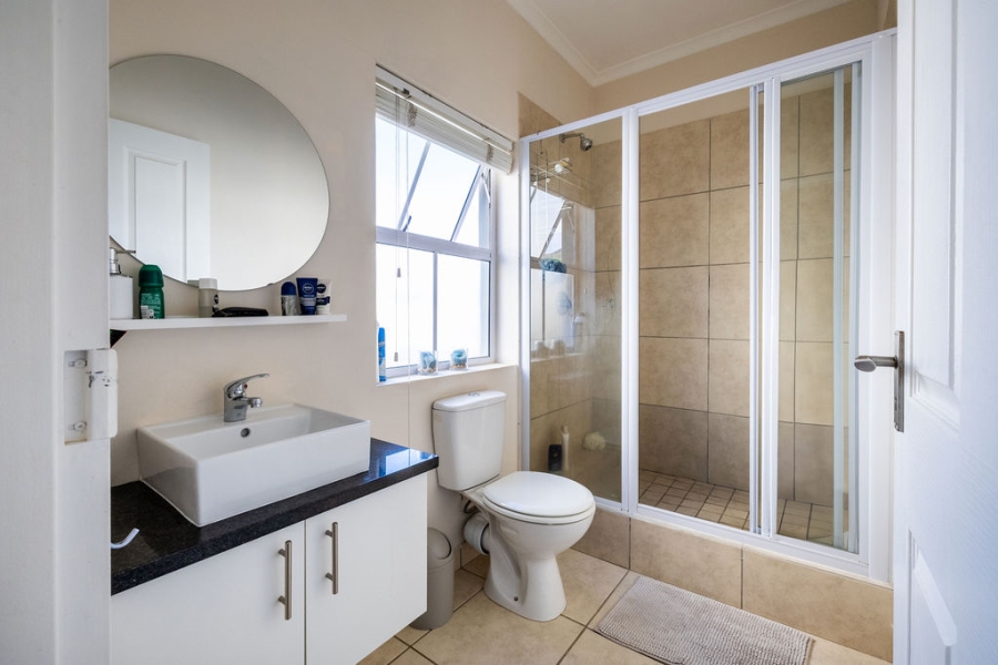 3 Bedroom Property for Sale in Dennegeur Western Cape